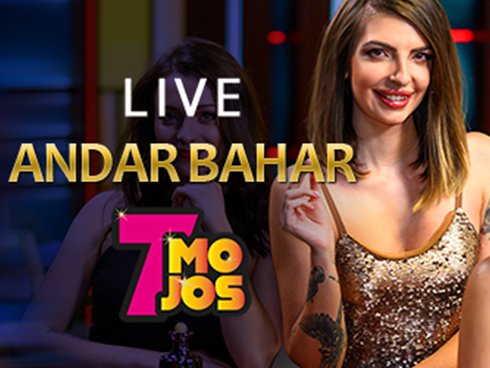 Myanmar ကစားသမားများ Live Casino Baccarat Dragon Tiger ကစားနေသောပုံ